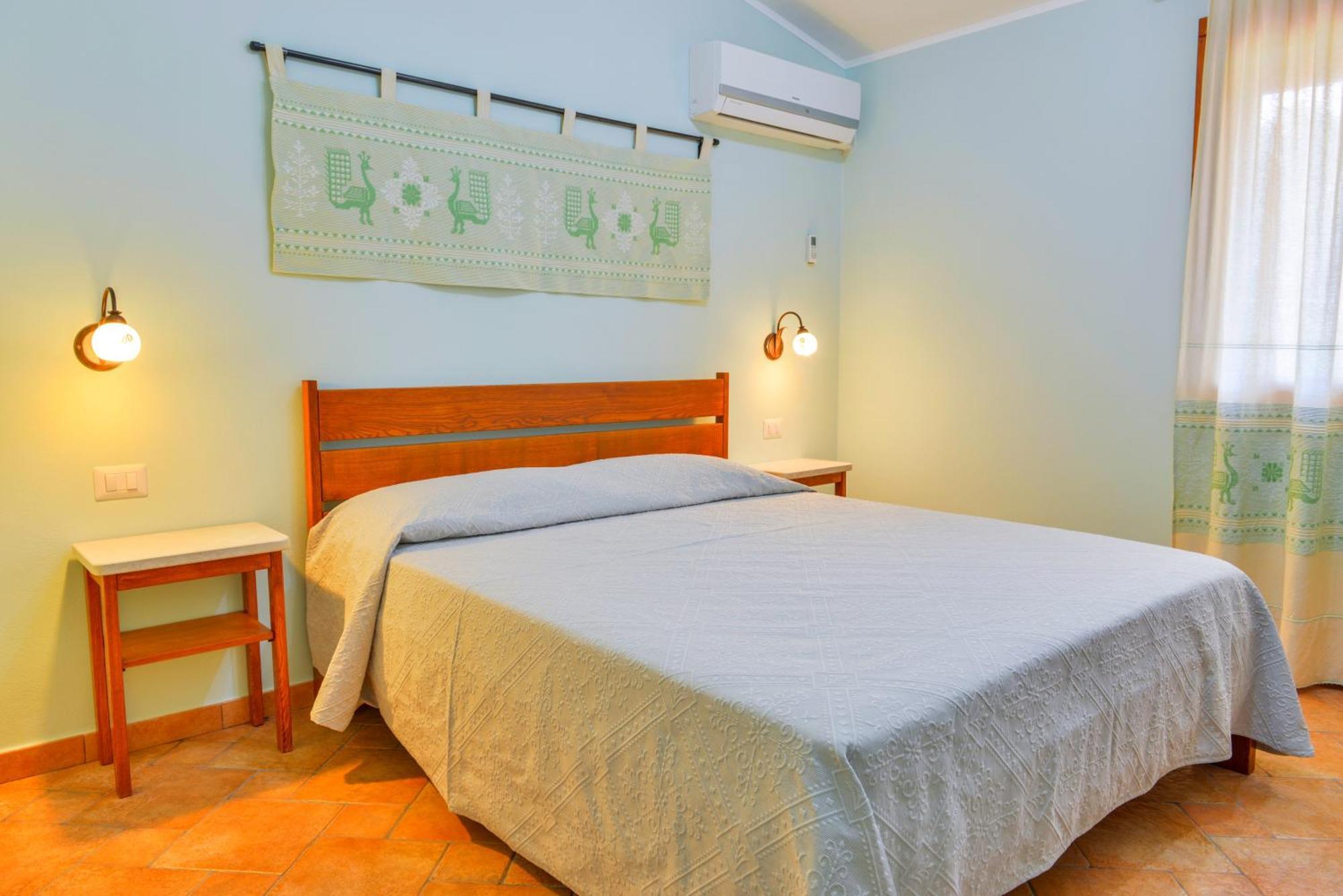 Nuraghe Bianco Bed and Breakfast Santa Maria la Palma Buitenkant foto